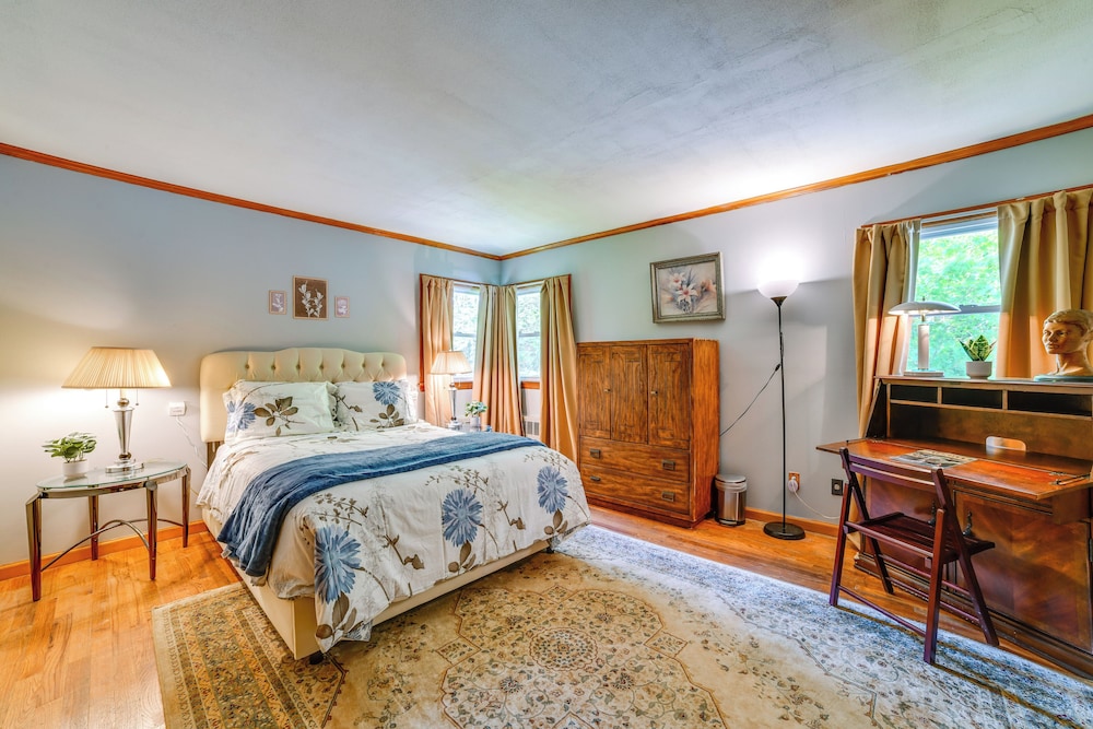 Serene Home w/ On-site Brook in Callicoon Center