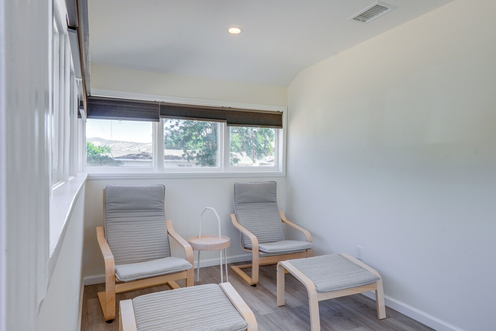 Walk to Dtwn Tehachapi: Updated Getaway w/ Yard!