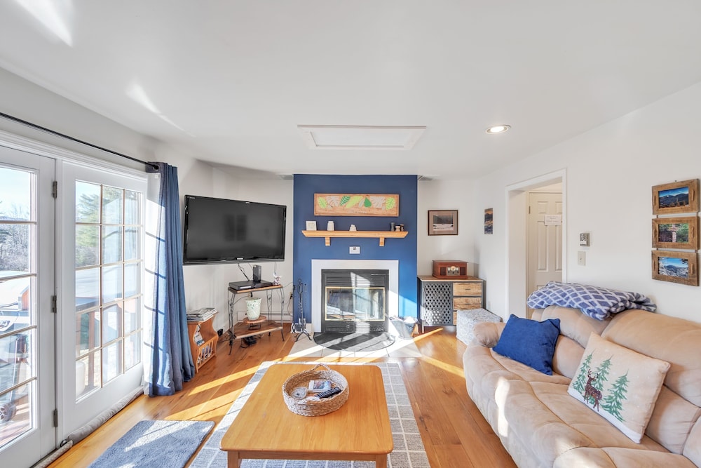 Uncas 16n - Spacious & Scenic Townhome 2 Bedroom Townhouse by The Summit at Gore Mountain