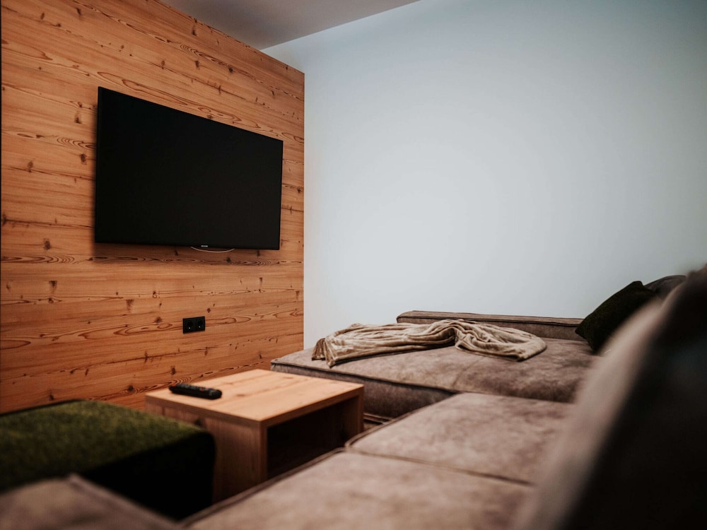 Nice Apartment With 2 Bathrooms, on the ski Slope