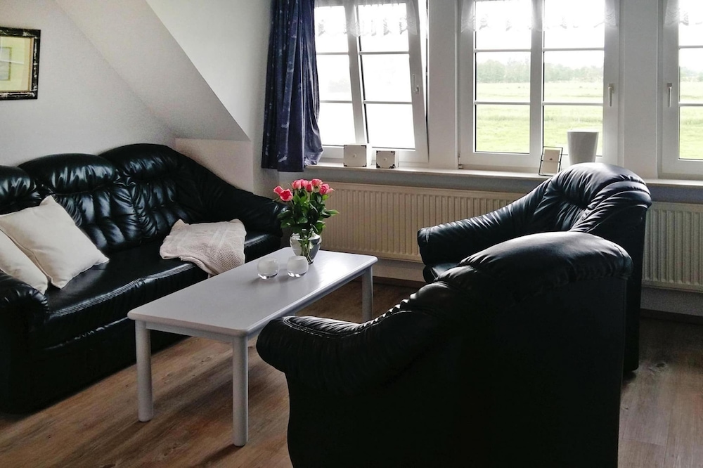 Ferienwohnung, Tonning