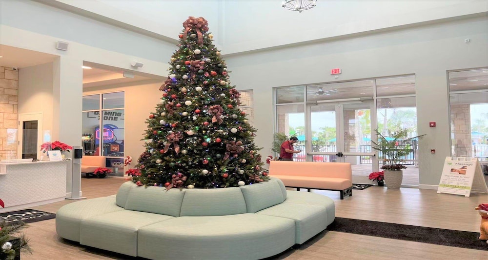 Opulent Retreat With Private Pool Near Disney view 2