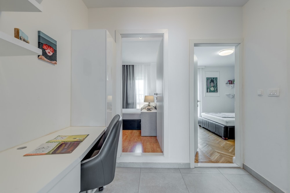 Modern apartment Marija with the balcony and the sea view