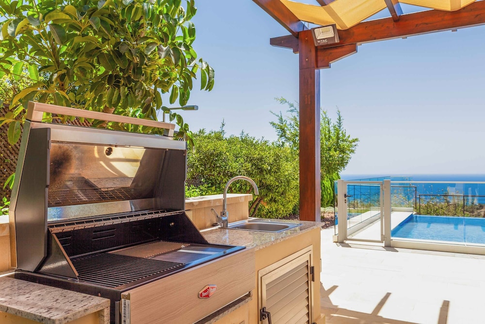 Aphrodite Hills Mythos Collection Villa Av05