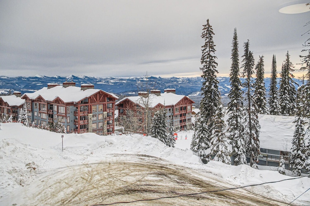 Ponderosa Inn by Okanagan Premier