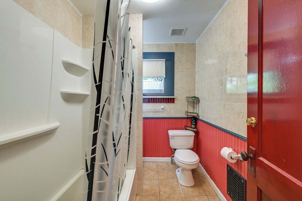 Walk to Cornell University: Charming Duplex!