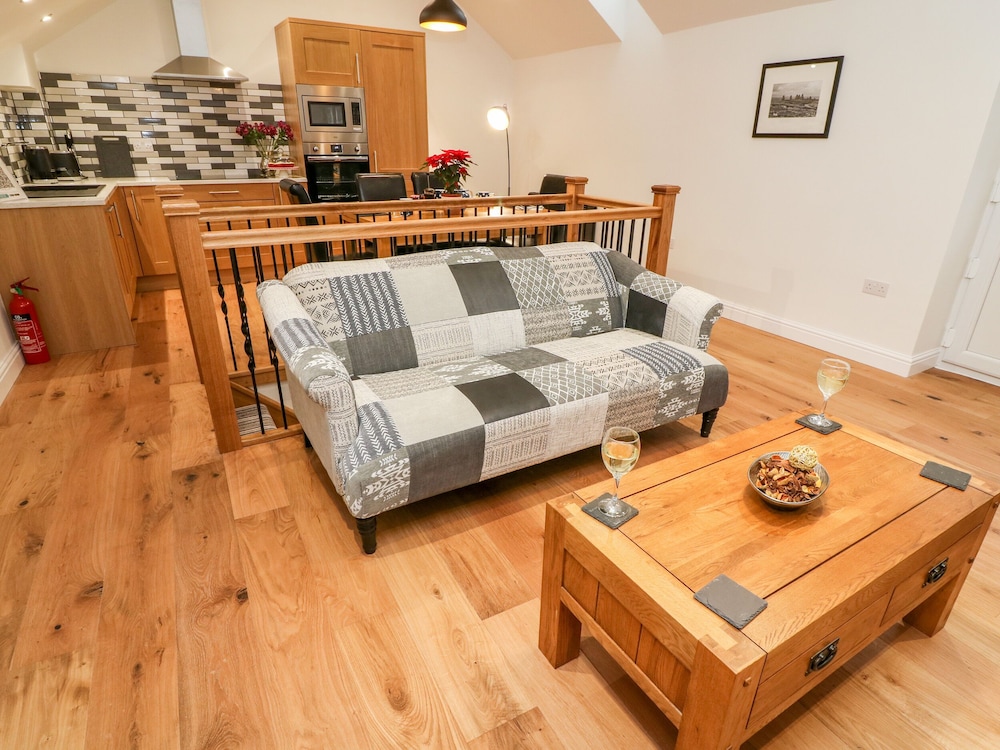 Macaw Cottages No 4A