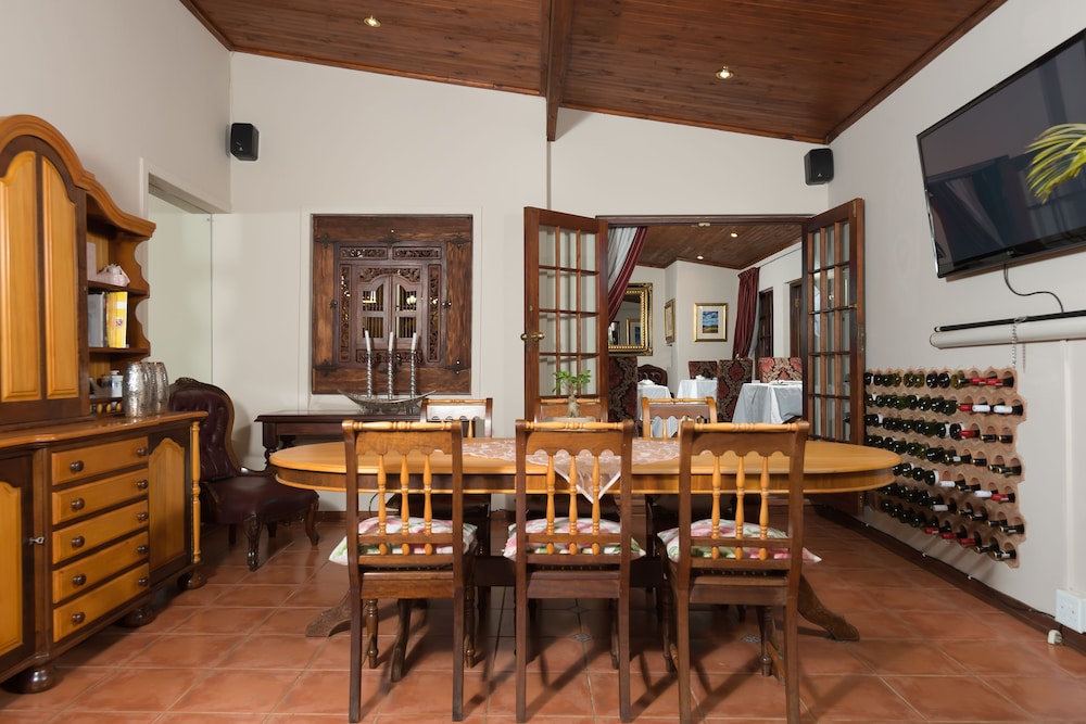 Bohemian Guesthouse & Bohemian Wellness & Spa