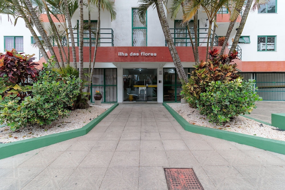 Apt Charming Prox the Beach of Canas Idf105