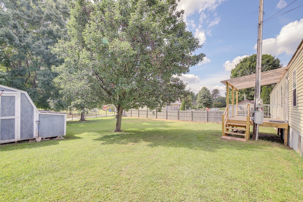 Corbin Vacations - Pet-friendly Corbin Vacation Rental  4 Mi to Town - Property Image 7