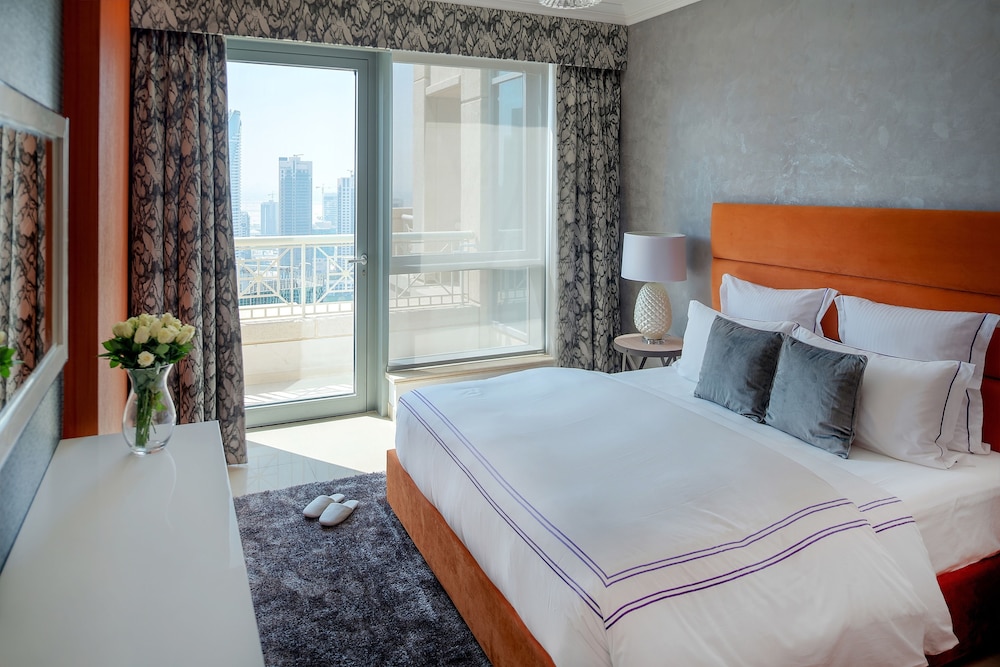 Dream Inn Dubai – 29 Boulevard with Private Terrace