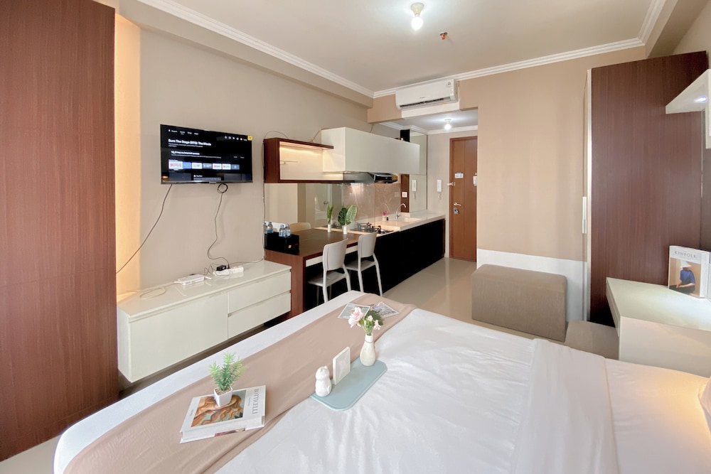 Good Deal And Comfy Studio Apartment Signature Park Grande