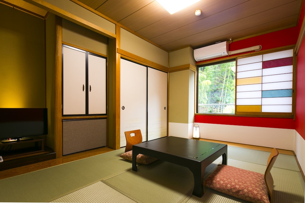 Photo 7