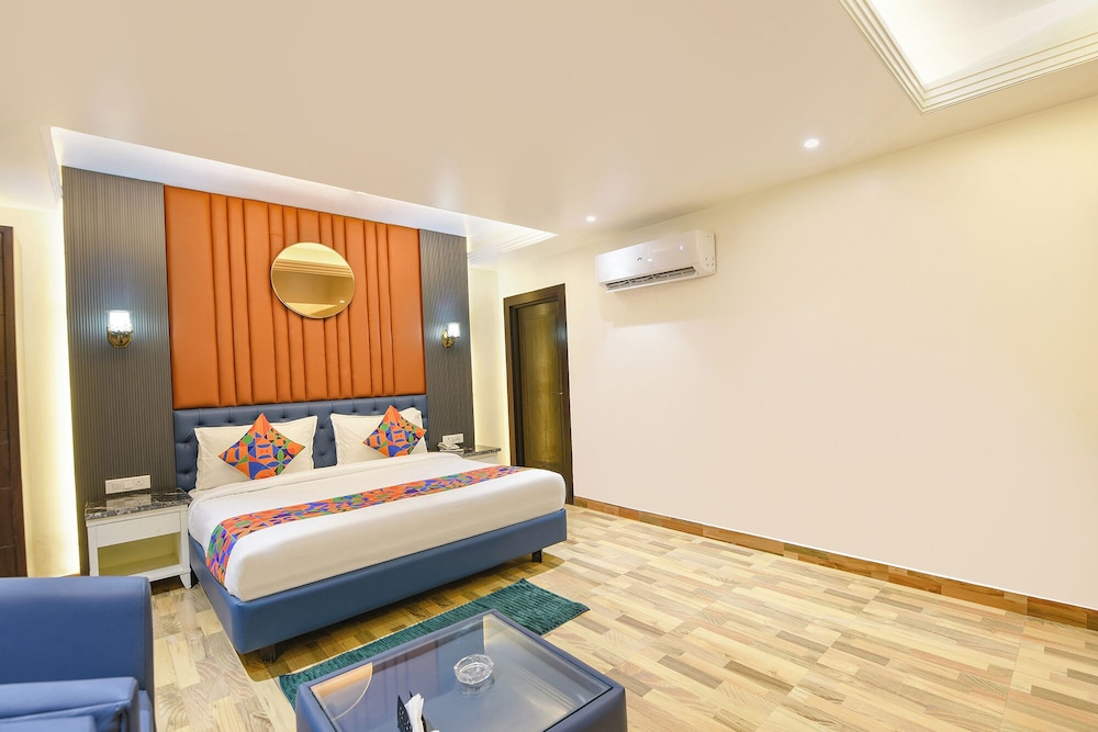 Fabhotel Elvilla