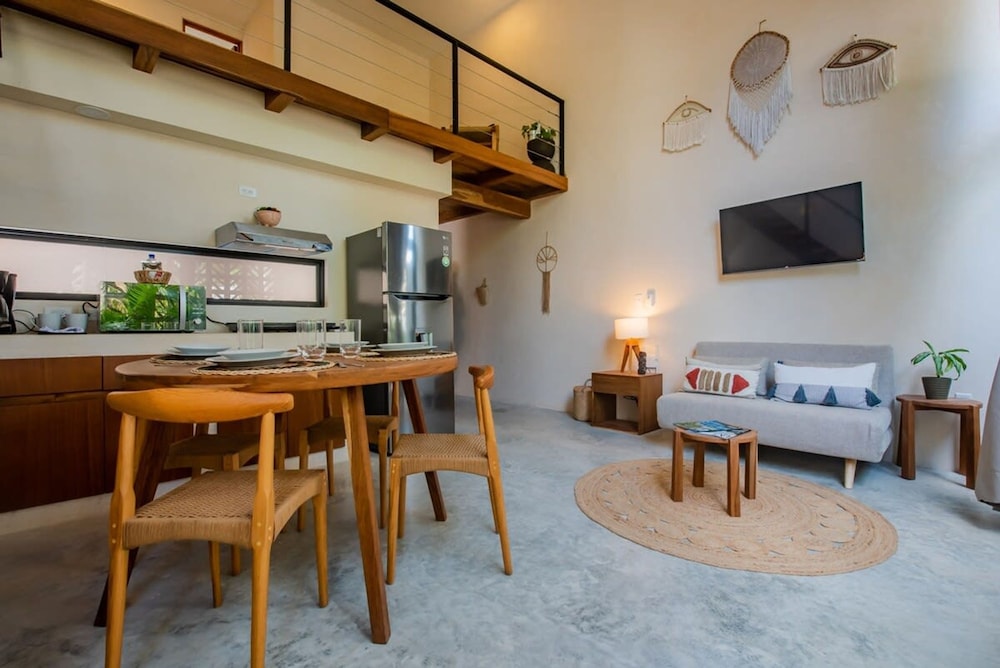 Cute Bright Centric Apartment in Tulum Centro