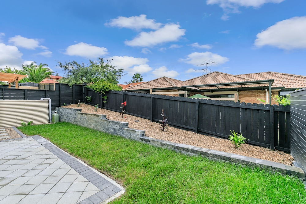 Hero Holiday House
