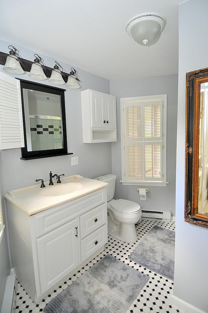 Manor at Berkeley Springs - Property Image 3