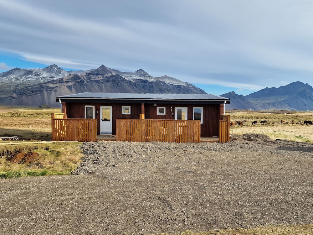 Aurora Cabins