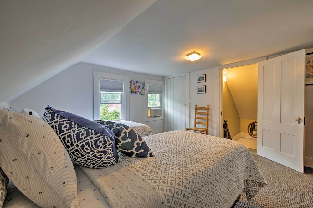 Rockland Home w/ Deck 5 Mins to Historic Downtown!, photo 9