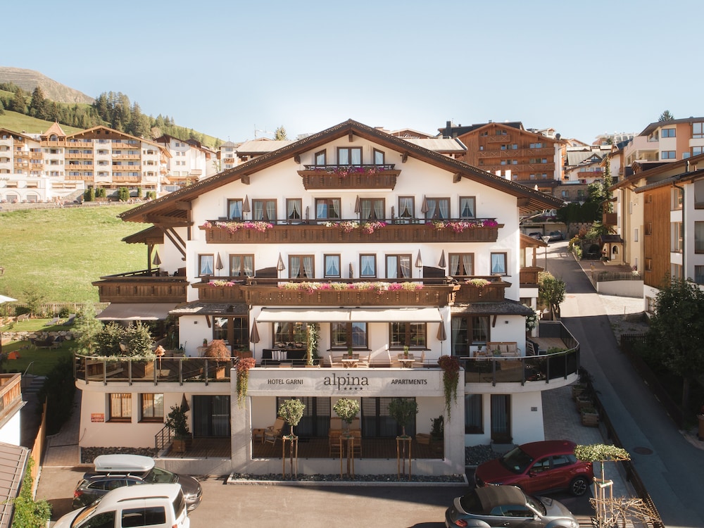 Aparthotel alpina&more