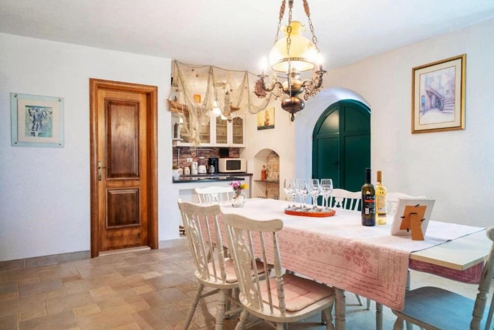 Mirta - Rustic Villa - H