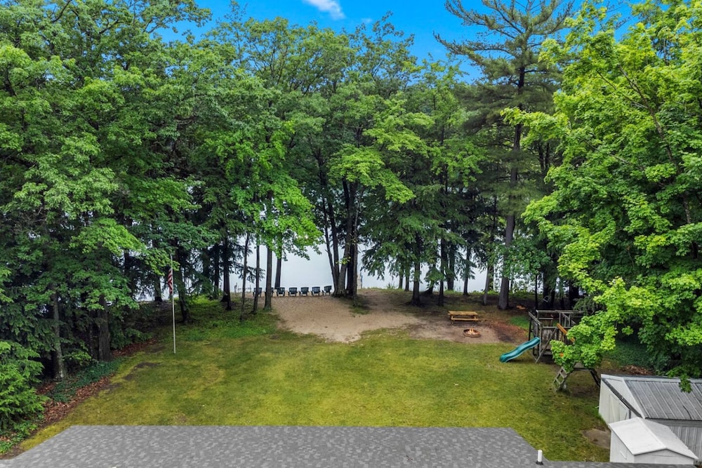 Lakeside Getaway pet Friendly