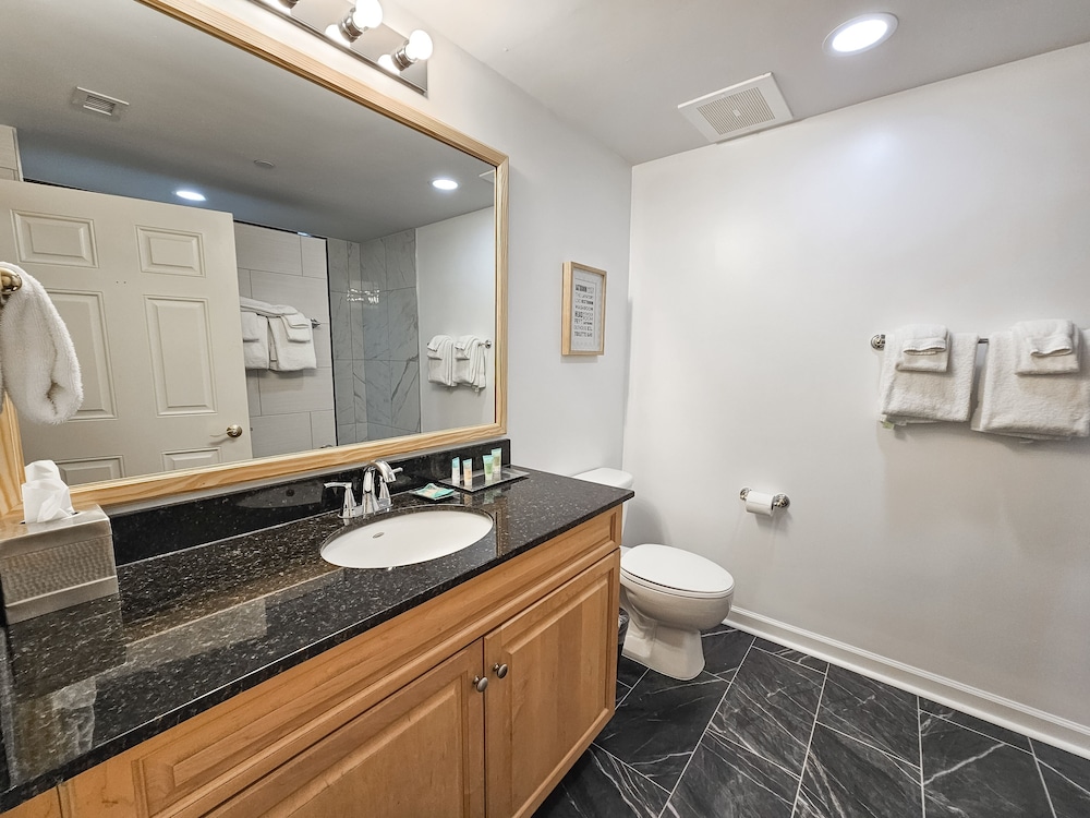 Ocean Front, 1602 Royale Palms 3 Bedroom Condo