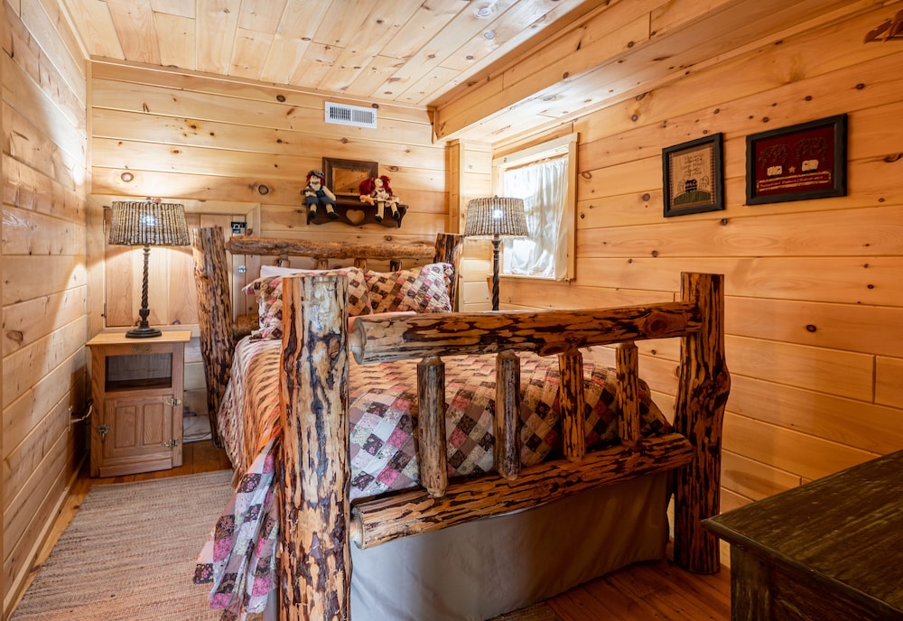stayNantahala - Smoky Mountain Cabins