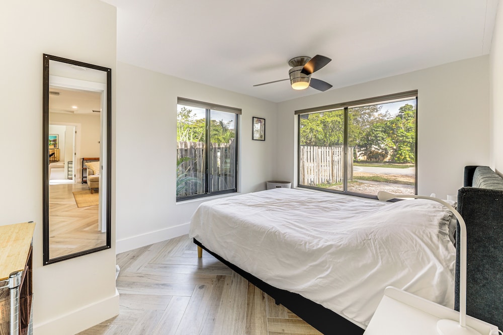 3 Mi to Beach: Renovated Haven in Fort Lauderdale!