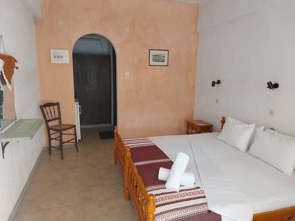 Maeiz Skopelos photo 2