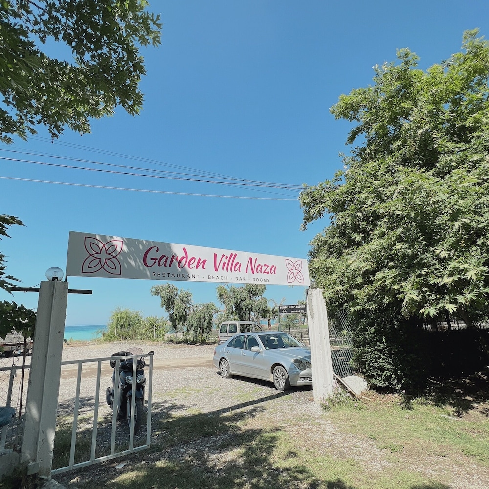 Garden Villa Naza