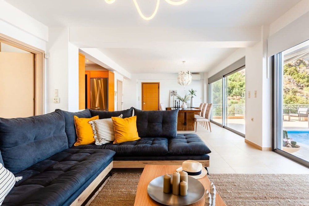 Aigli Luxury Villa - Panoramic Seaview Retreat