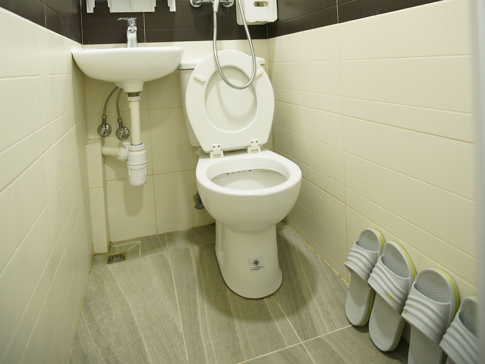 Kong Hing Guest House