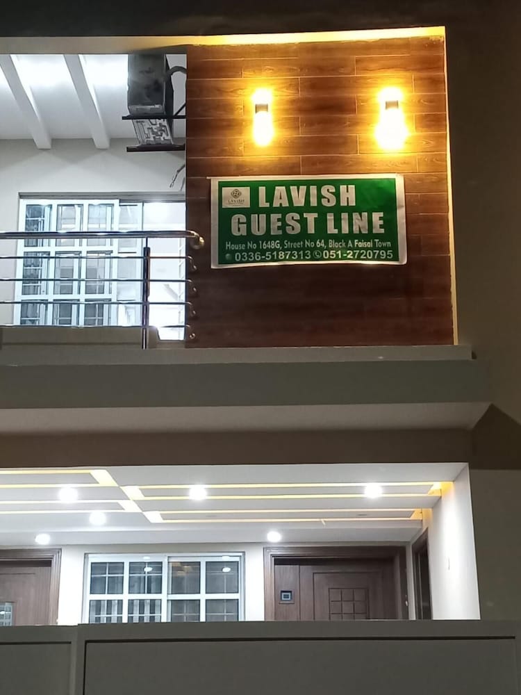 Lavish Guest Line