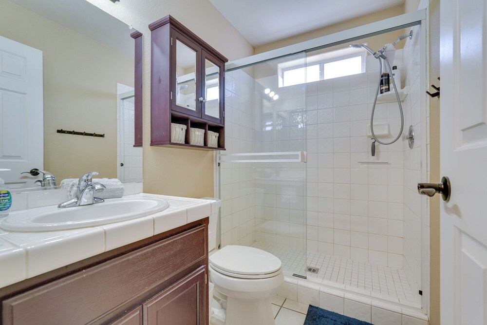 Havasu Paradise w/ Private Pool, Hot Tub & Casita!