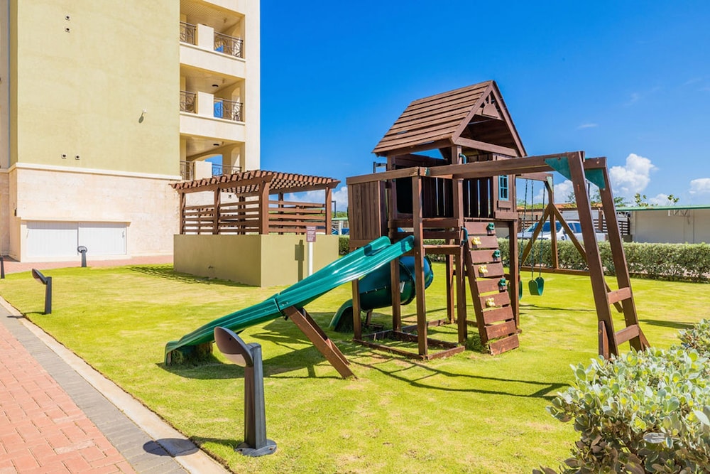 Fantastic 1BR Condo w Amazing Views Amenities