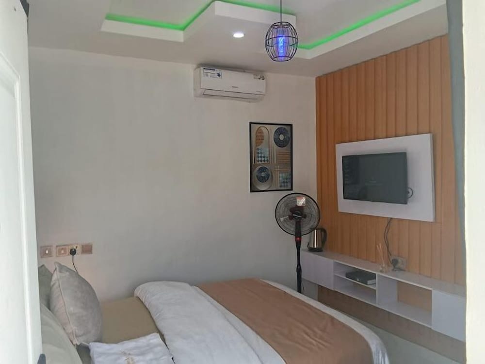 PrimeAxis Apartment