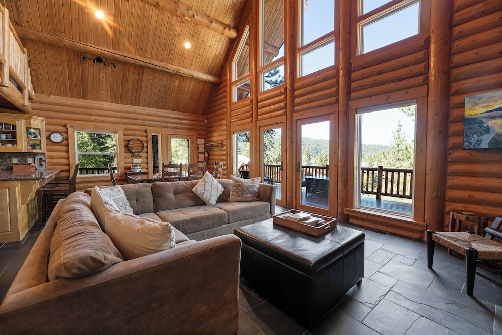 Lakeview Lodge