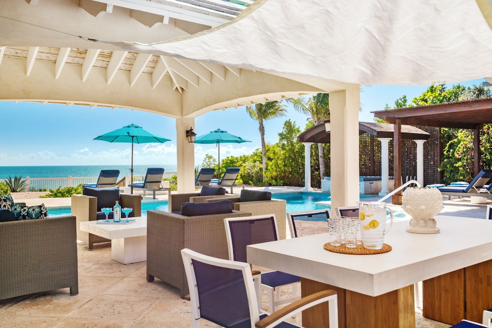 Villa La Percha With 4 Bedrooms and 4 5 Bathrooms