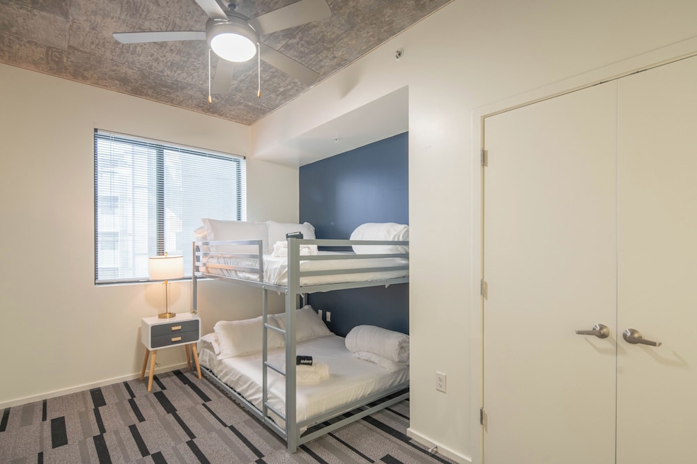 ROVE LIVING/KL - Roosevelt Point