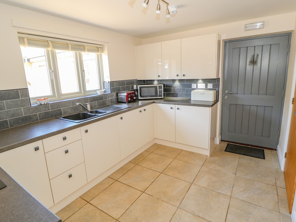 Oak Cottage