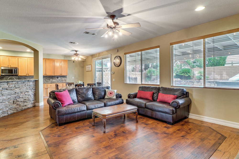 Pool, Patio & Games! Suburban Home in Palmdale