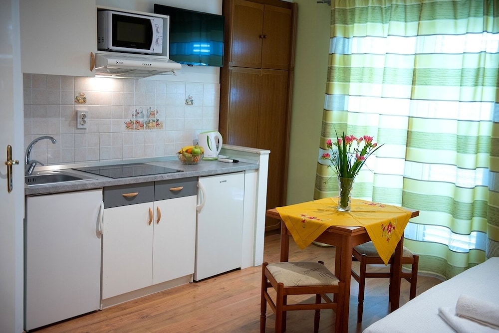 Podstrana Vacations - Robi - 50m From Beach - SA2 - Property Image 5