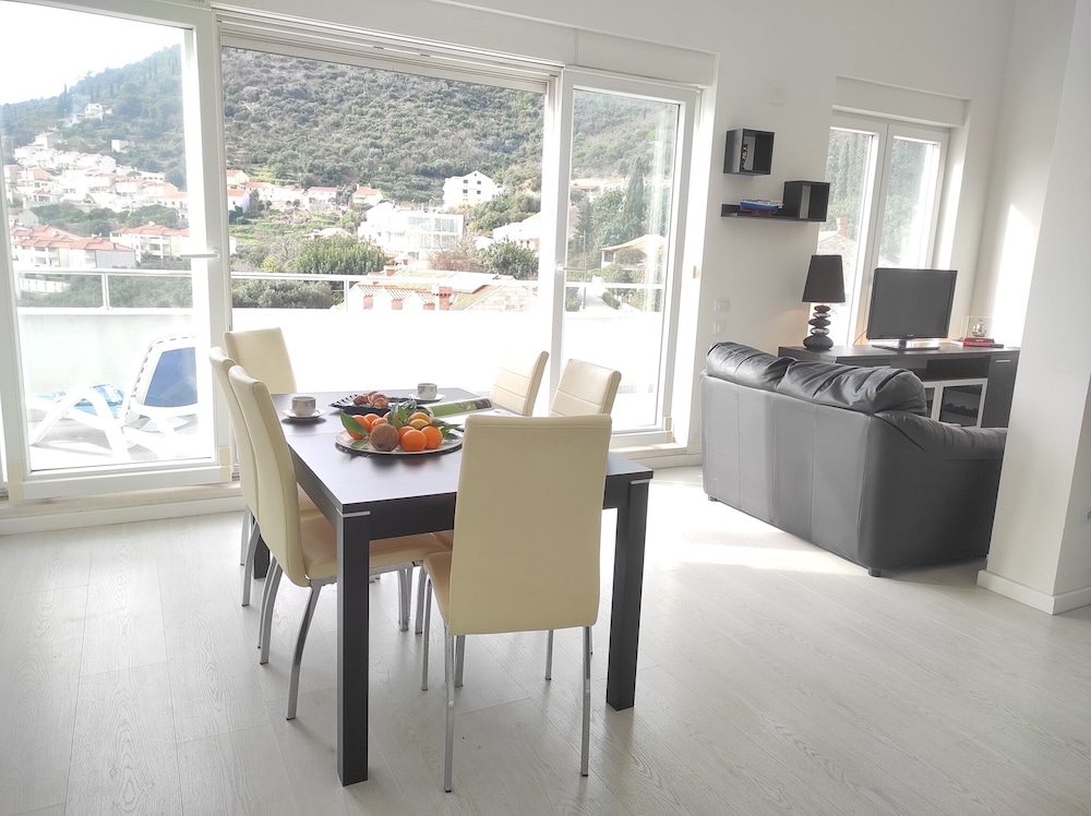 Blue Bay Apartment
