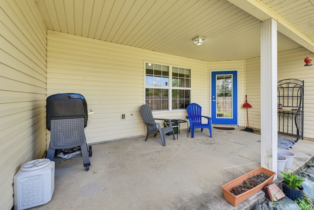 2 Mi to Beach & Boating: Family Home in Lynn Haven
