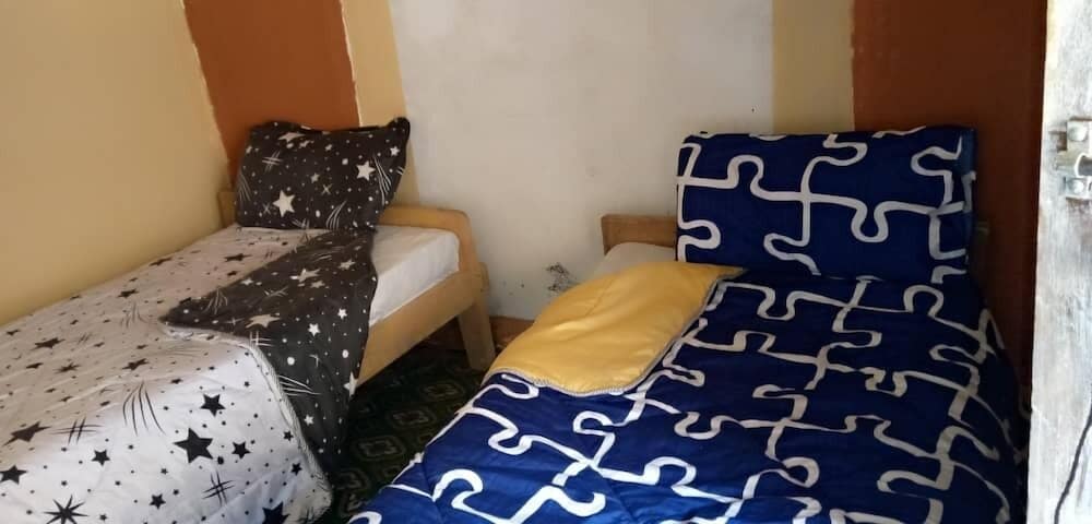 Nkuringo Home Stay - Hostel view 3