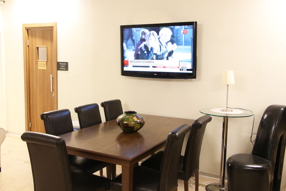 meeting & event spaces