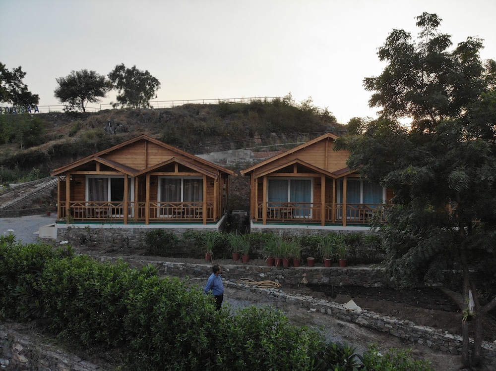 Bamboo Saa Resort & Spa