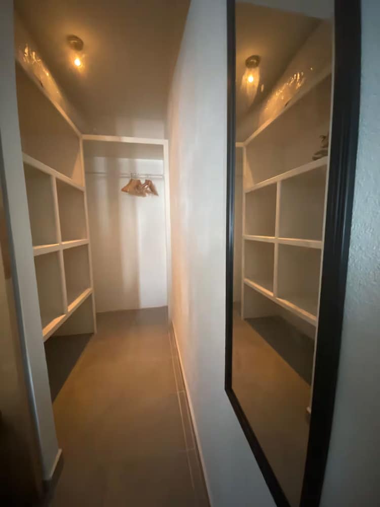 Palm Beach Vacaysuites - Garden Suite - Poolside