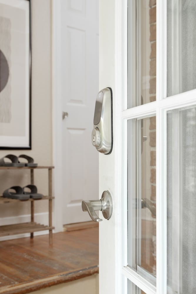 5685 Willingdon - Image 2